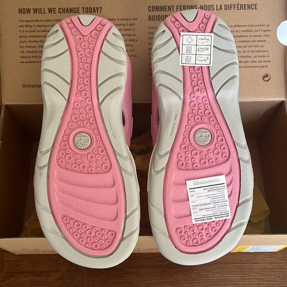 Timberland sandals Juniors size 6 sandstomper new in Box Pink (fits me womens 7)